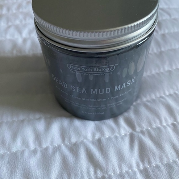 Mud Mask - Picture 3 of 4